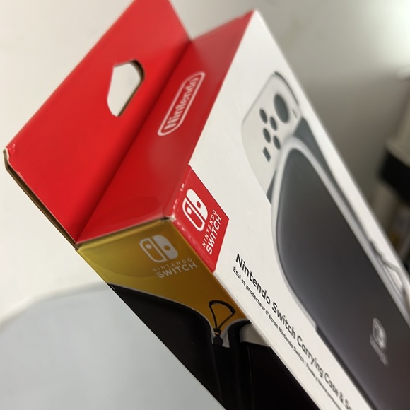 💥3/$15💥 NIB - Nintendo Switch Carrying Case and Screen Protector - Picture 9 of 9